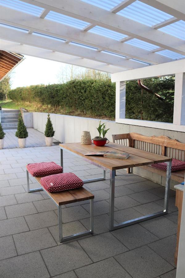 Schoene Ferienwohnung Vor Den Toren Pullman Citys Zwei Aicha vorm Wald Exterior photo